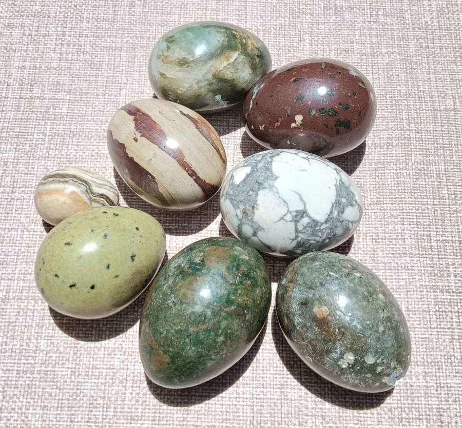 Clutch of 8 Rock Eggs: Lightning Strike Howlite Egg (African Magnesite), Leopard Spot Egg, And More