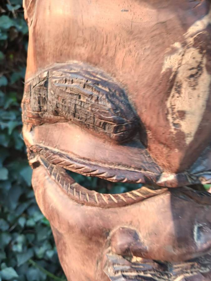 Awesome African Hardwood Face Mask Large 44cm High Weight 2.5kg