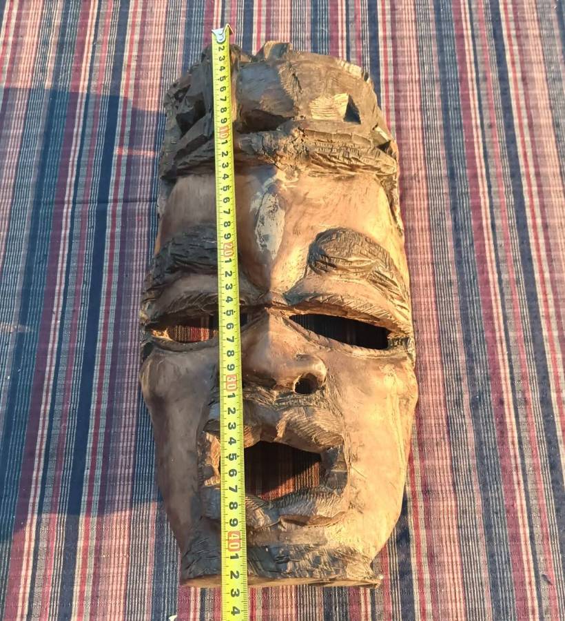Awesome African Hardwood Face Mask Large 44cm High Weight 2.5kg