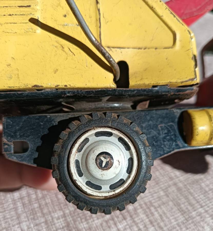 Vintage 1950s Japanese Red and Yellow Tin Windup Powered Shovel Construction Truck  Missing Shovel