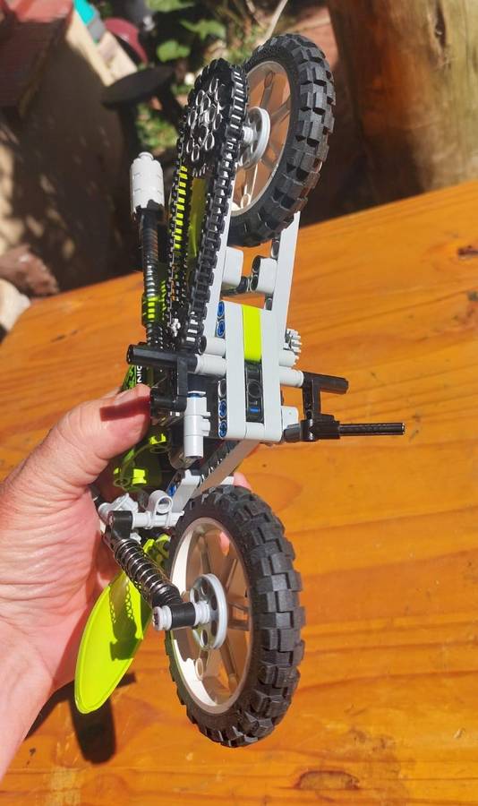 Lego Technic 8291 Dirt Bike Set with Chain Driven Engine - Introduced 2008 Retired 2009