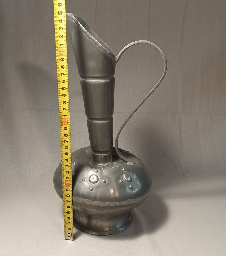 Viking Style Norge Haandarbeid Ekensteen Tinn (Pewter) Water Jug Large 36cm High