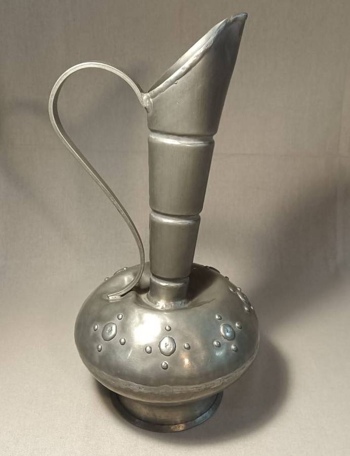 Viking Style Norge Haandarbeid Ekensteen Tinn (Pewter) Water Jug Large 36cm High