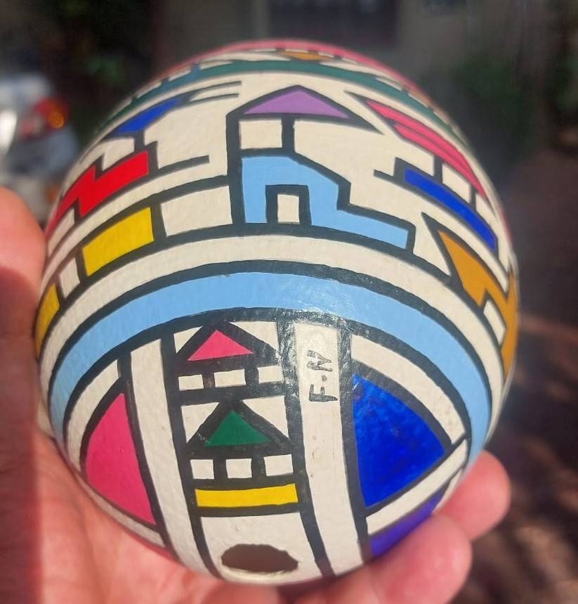 Another Ester Mahlangu Ndebele Styled Ostrich Egg Signed F.N by Artist No Stand No 2 of 4 Eggs on Au
