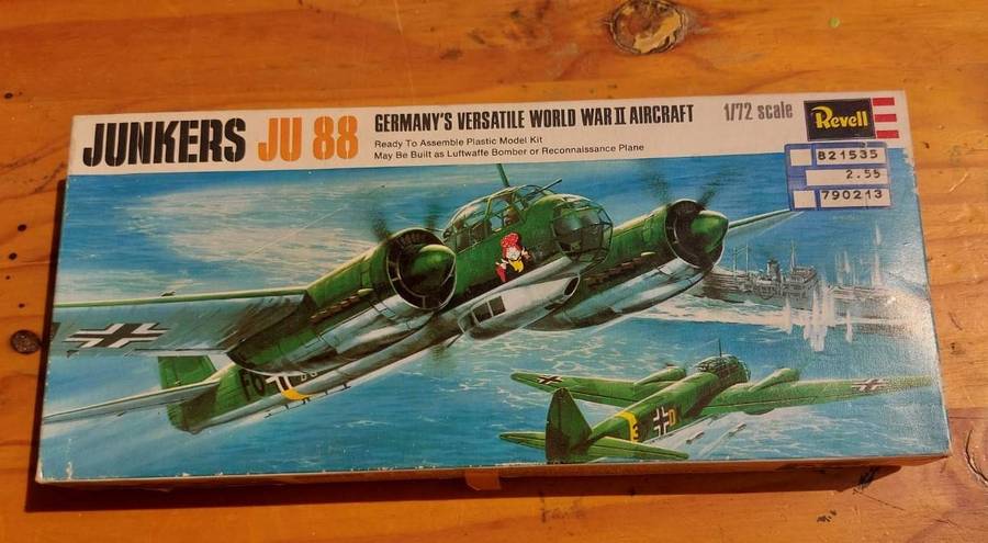 Revell German Junkers JU 88 Model Kit from 1970s Scale 1:72 Boxed Crewmen and Decals Inside