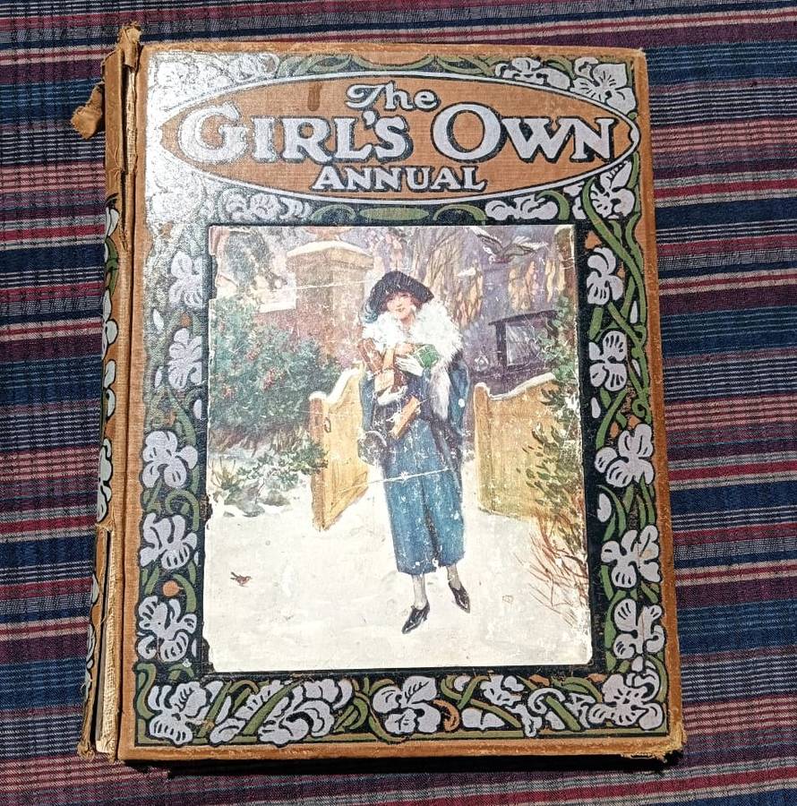 A 1924 The Girls Own Annual Hardcover Book Edited Flora Klickmann Publisher William Gloves and Sons