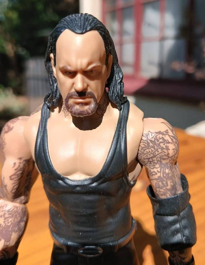 Mattel WWE Undertaker Elite Collection 2011 Action Figure 19cm High 14 Points of Articulation