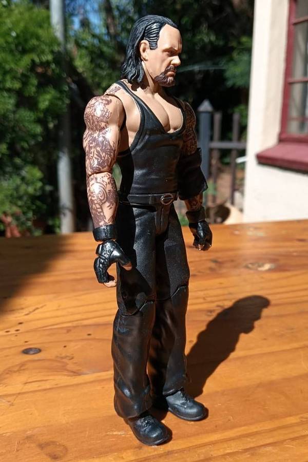 Mattel WWE Undertaker Elite Collection 2011 Action Figure 19cm High 14 Points of Articulation