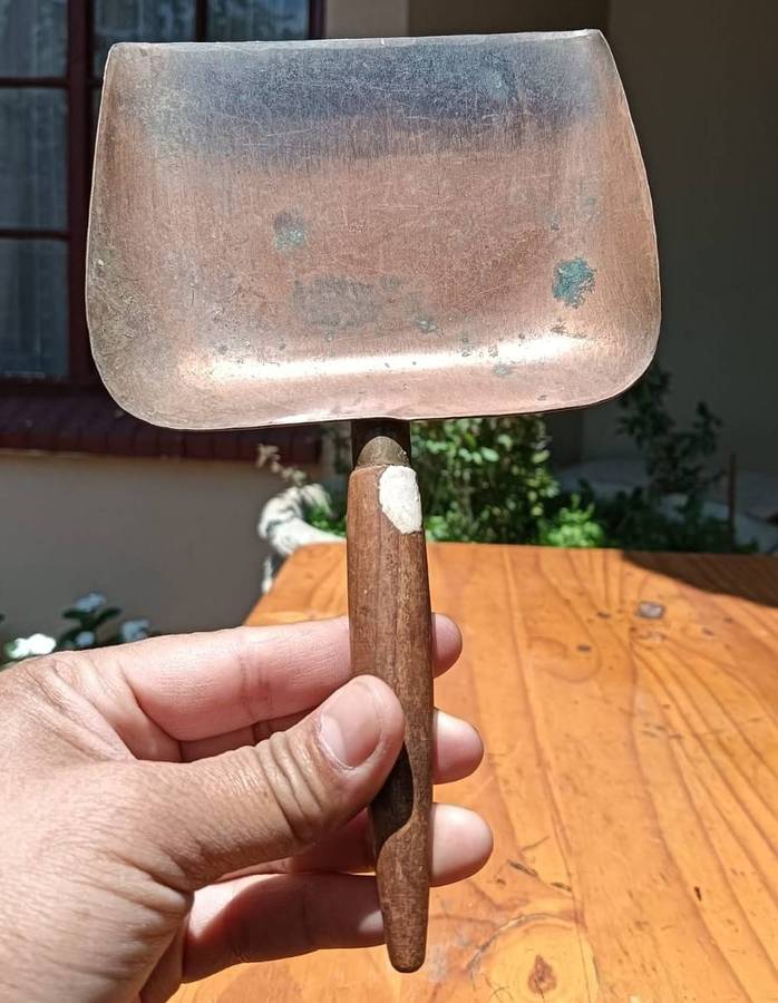 Small Copper and Brass Vintage Crumb Brush and Dustpan "Silent Butler" Set