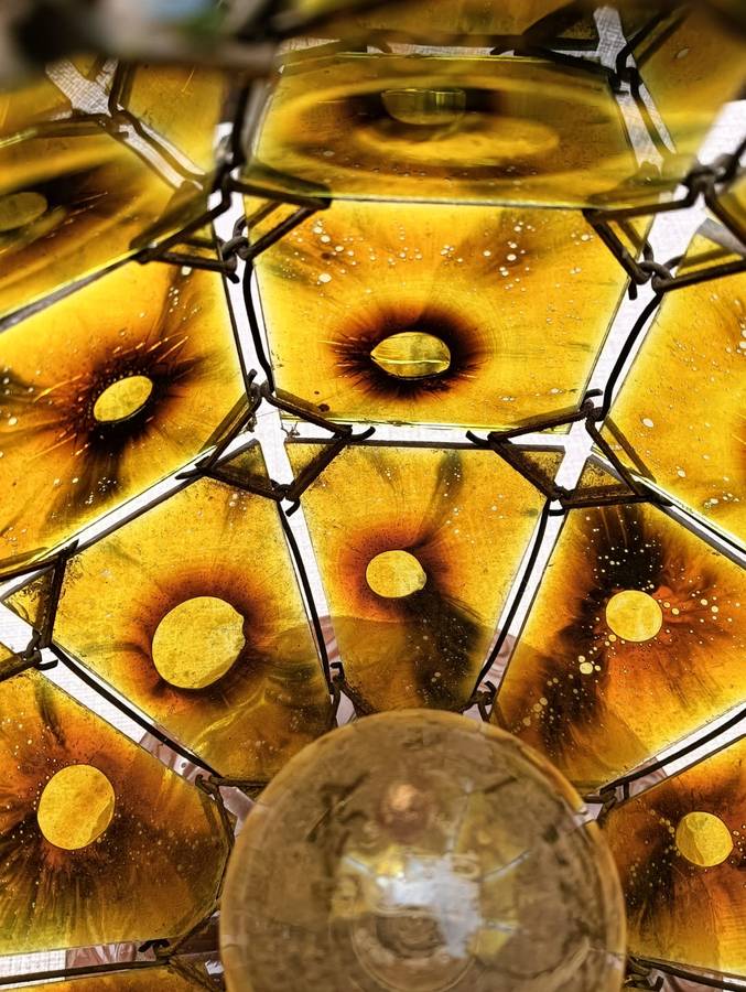 Beautiful Vintage Nonagon (9-Sided) Lamp with 27 Starburst Yellow Orange Glass Panels Working!