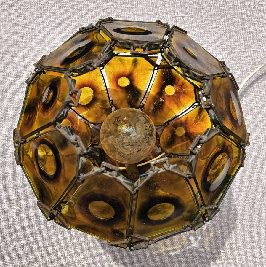 Beautiful Vintage Nonagon (9-Sided) Lamp with 27 Starburst Yellow Orange Glass Panels Working!