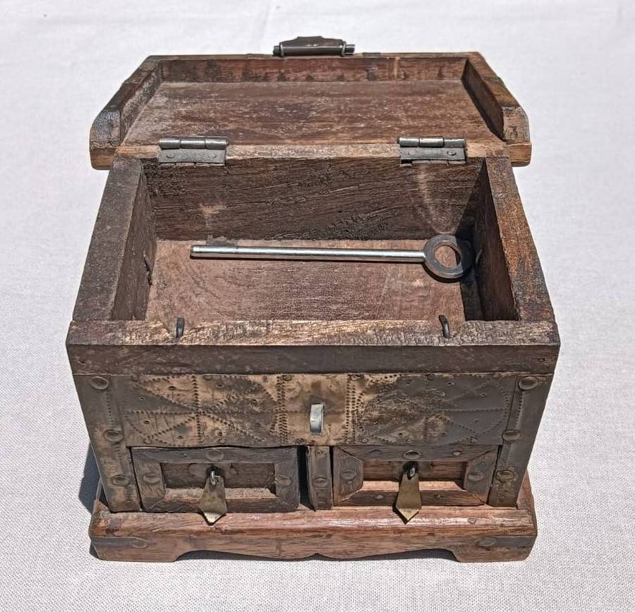 Old Wooden Trinket Box with Brass Fittings and a Concealed Lock Mechanism for Drawers