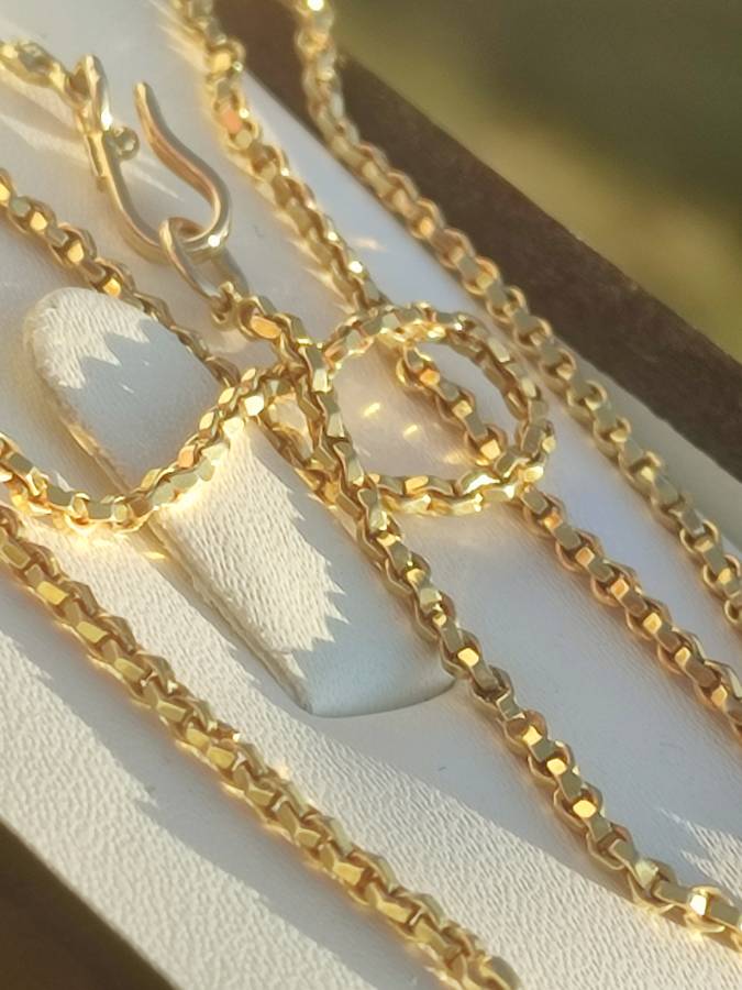 Vintage 9ct Gold Unusual Strong Link Chain