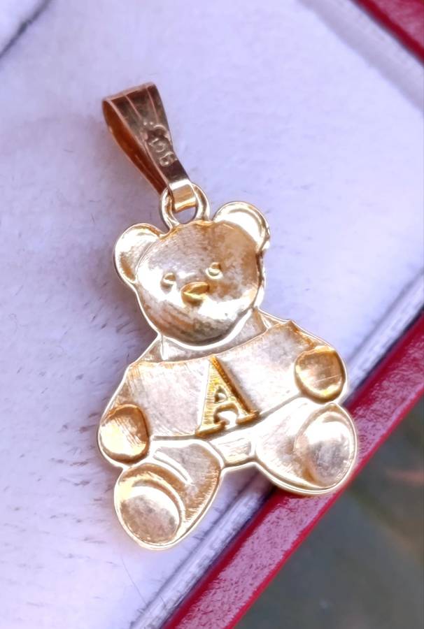 9ct Gold Vintage Teddy Pendant