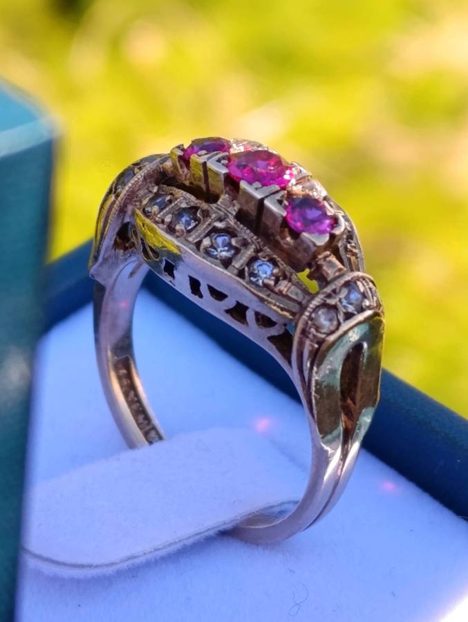 Estate Antique 9ct Gold Three Stone Ruby Ring