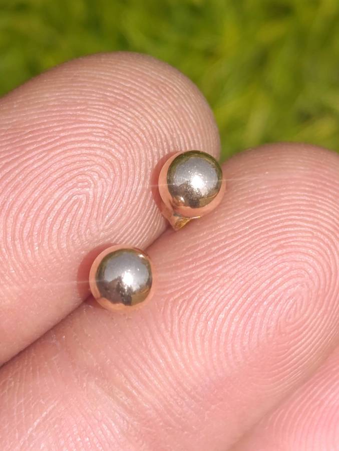 9ct Gold Small Ball Stud Earrings