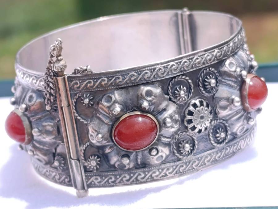 800 Silver Carnelian Bangle Bracelet