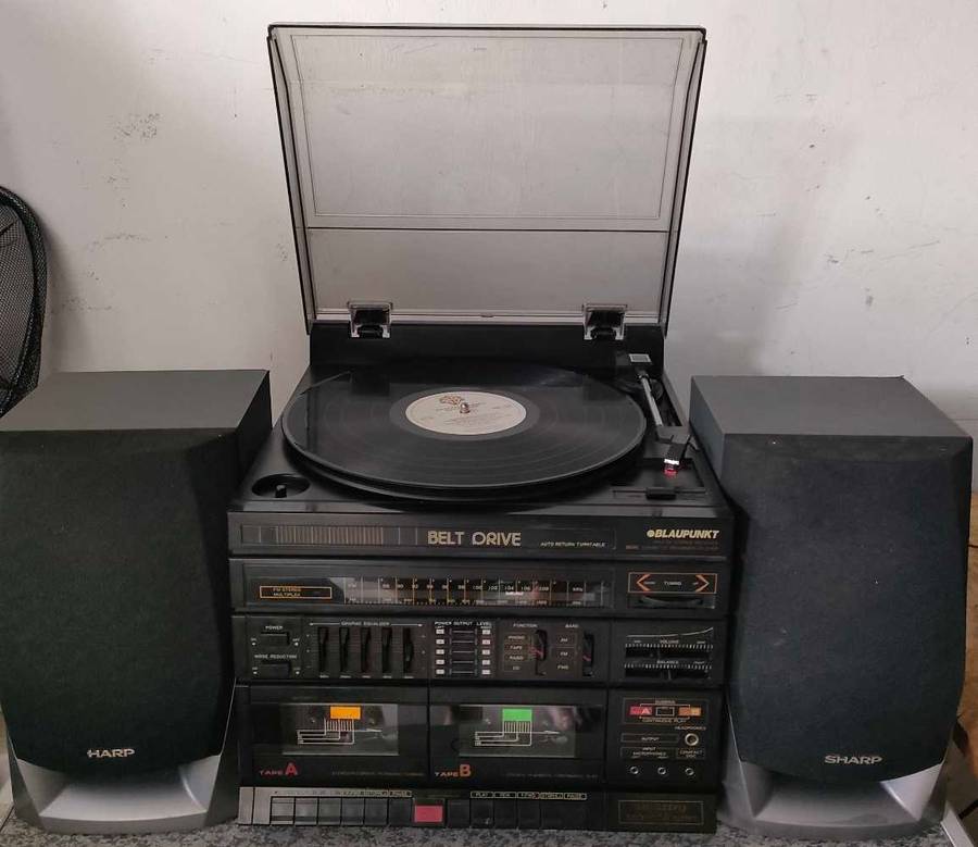 Blaupunkt Vintage Music Centre ,Sharp Speakers