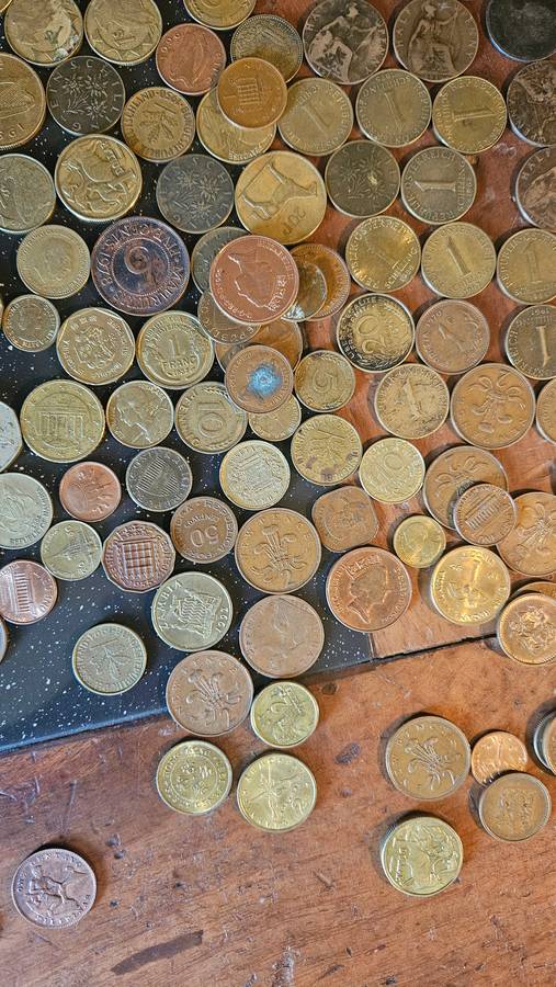 Huge 2.75 Kg International Coins Lot