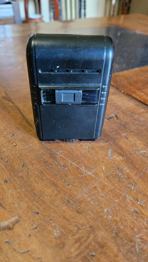 National Battery-Operated Men's Shaver