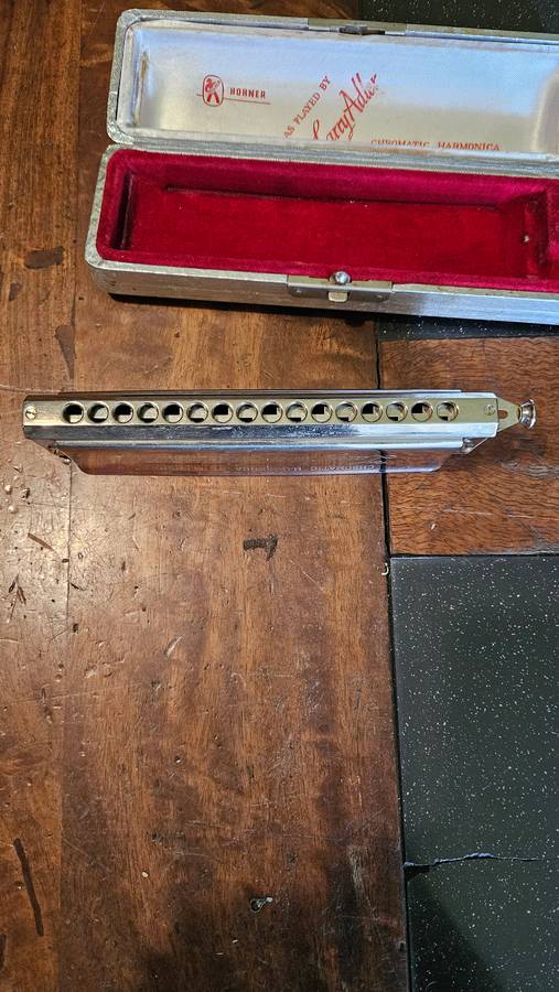 Hohner The Larry Adler Professional Chromatic Harmonica