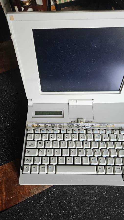 Siemens Nixdorf Model PCD 3 Nsl Laptop