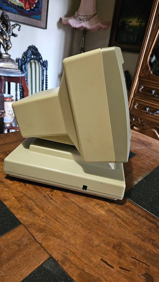 Vintage Olivetti W685 Model 220
