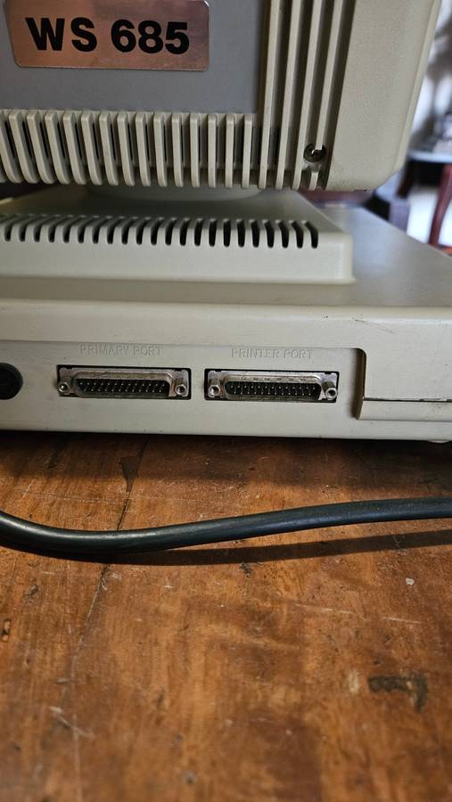 Vintage Olivetti W685 Model 220