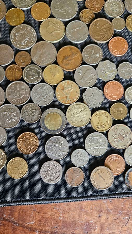 1 Kg Various International Coins