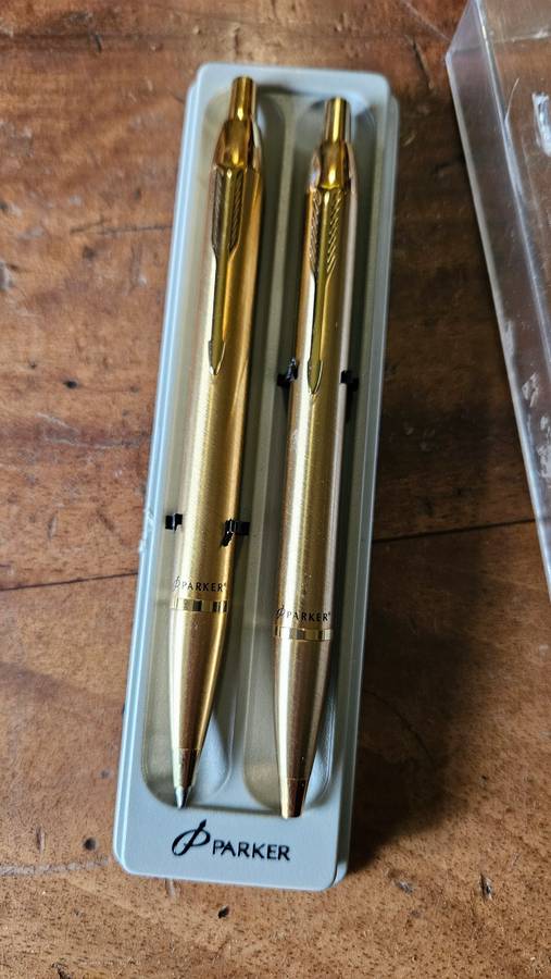 Parker Gold Tone Pen & Pencil Set
