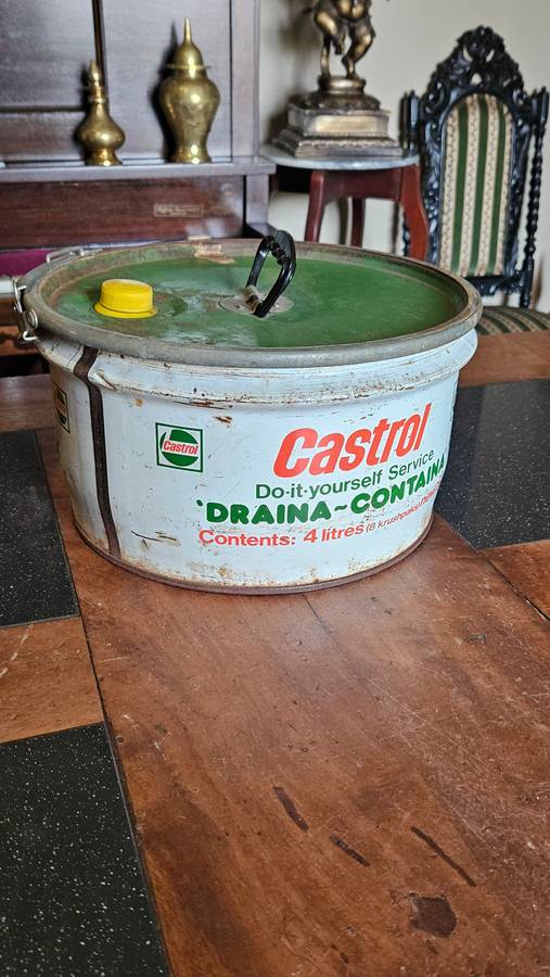 Old Castrol Can