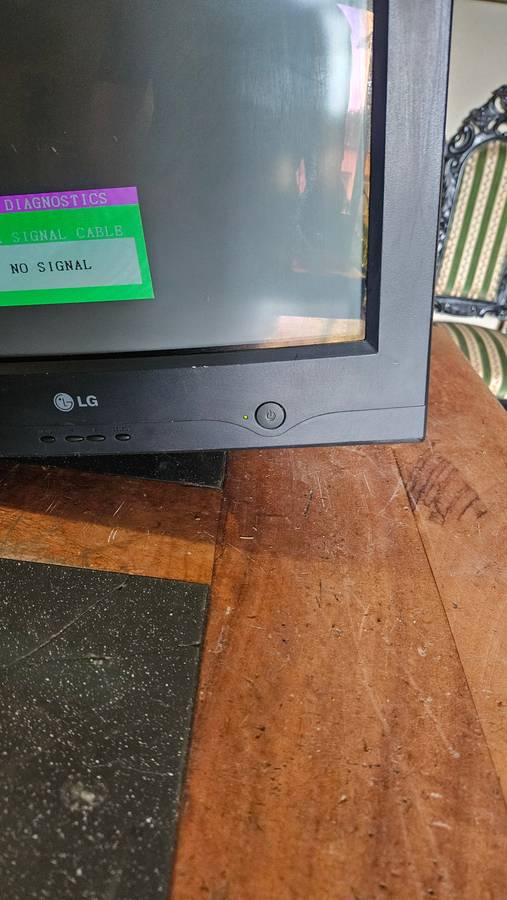 LG 710S Monitor