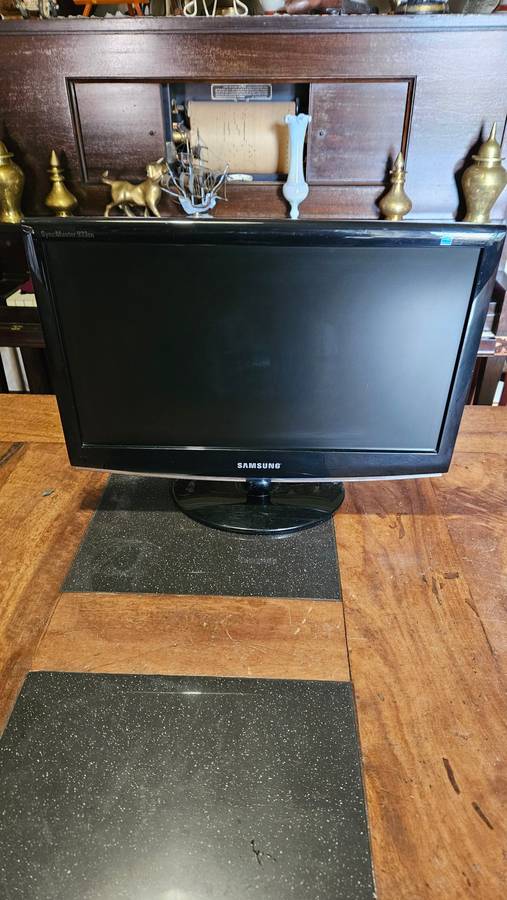 Samsung SyncMaster 933sn Monitor