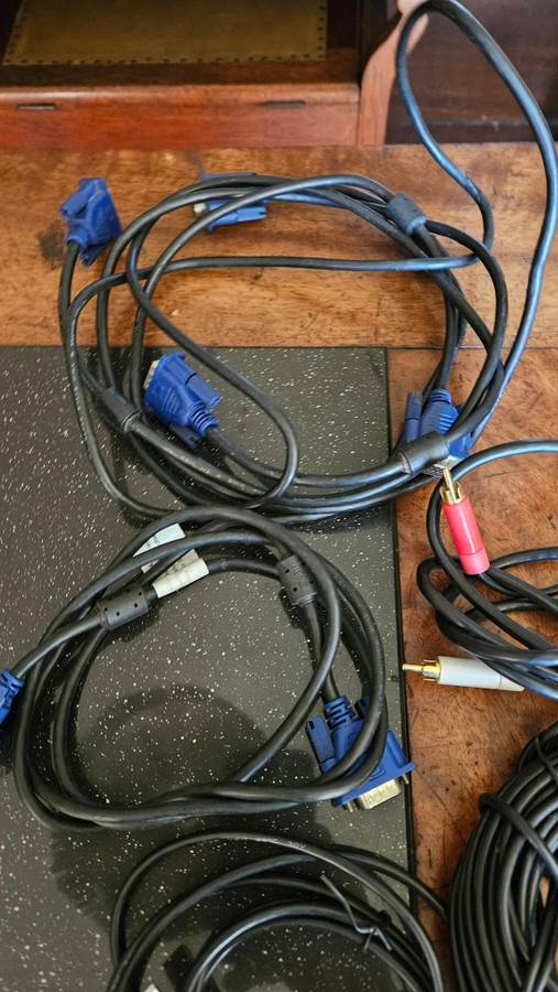 Cables Lot