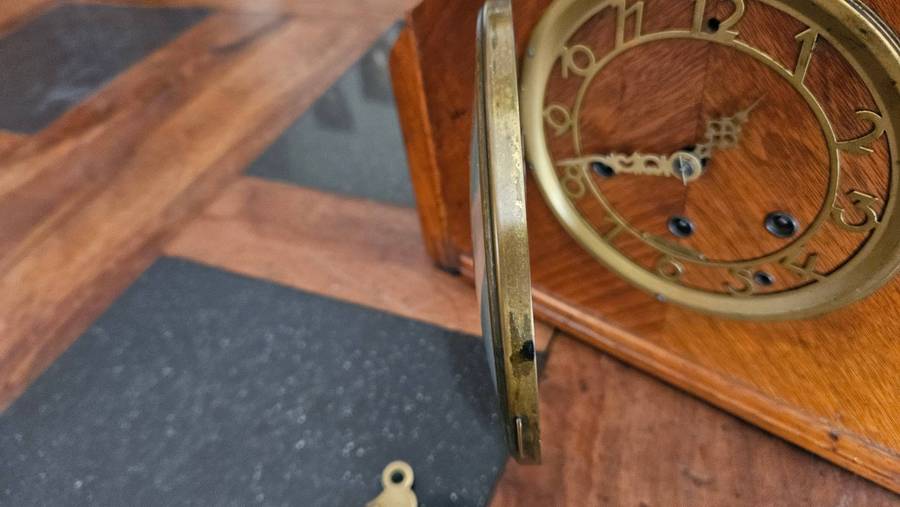 "RESERVED FOR macMcC9848"    1920s Seth Thomas Mantle Clock 124 Series 8 day Chime