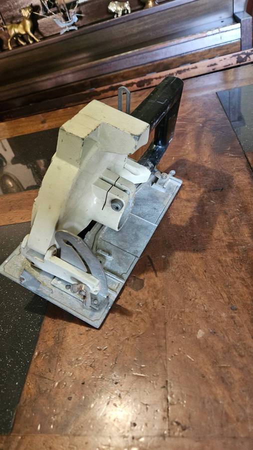 Circular Saw Attachment