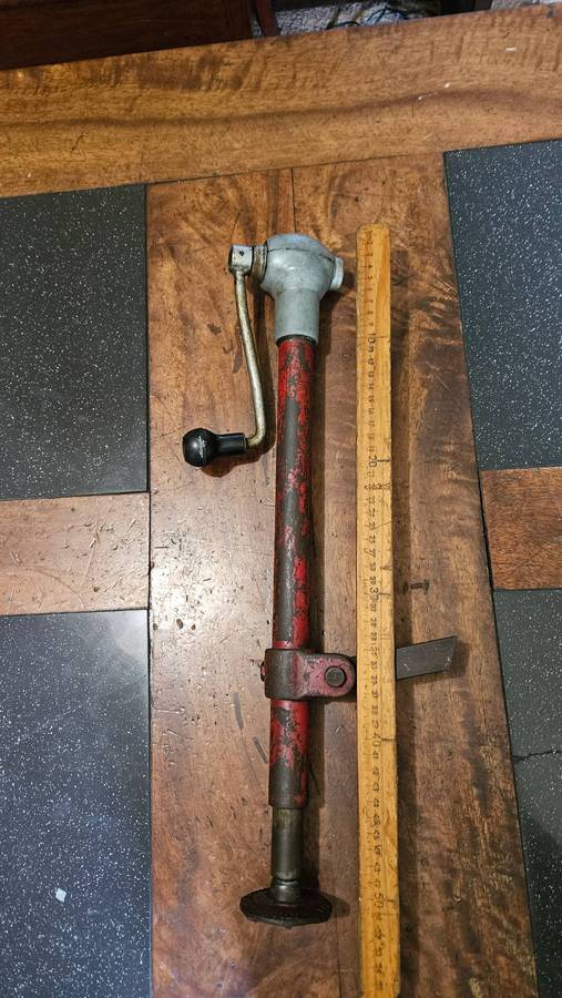 Old Bevelift Car/Truck Jack
