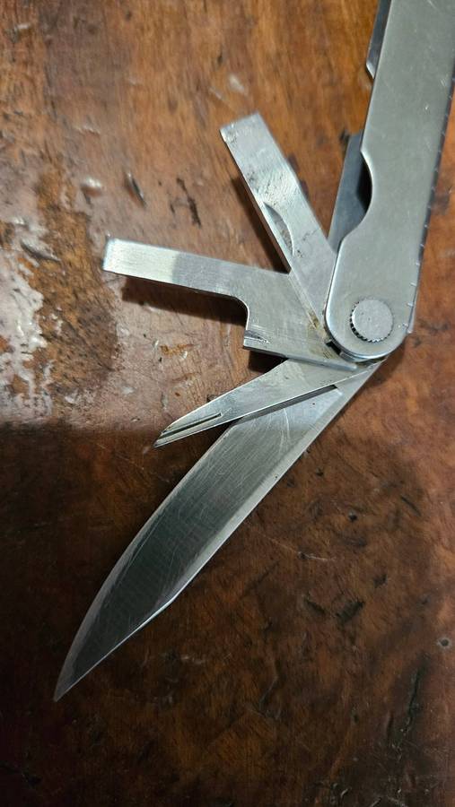 Leatherman Multitool Plus More