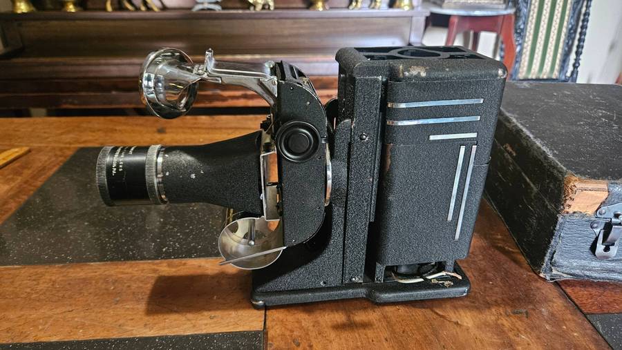 SVE Tri-Purpose Projector Model AAA