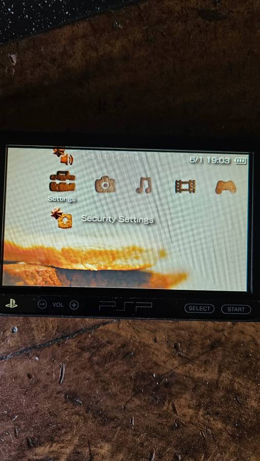 Sony PSP E1008 3 B