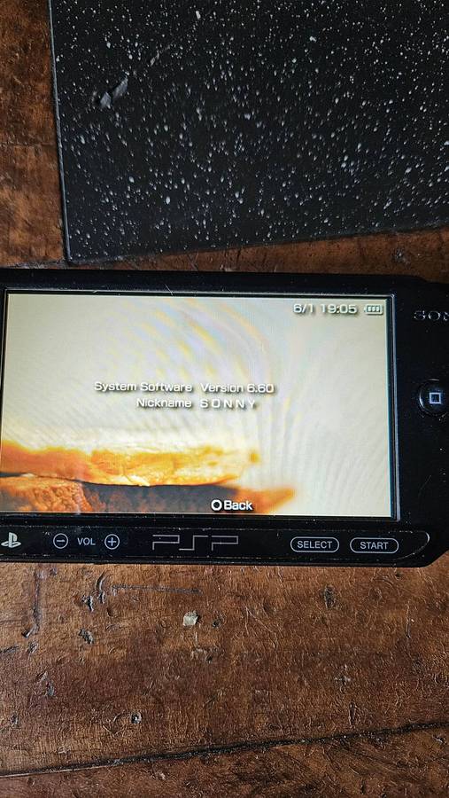 Sony PSP E1008 3 B