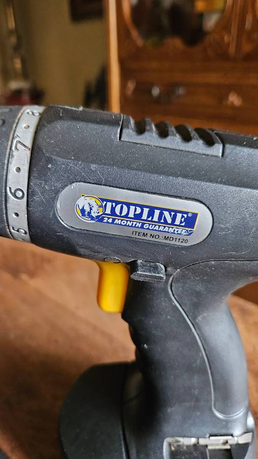 Cordless Drills Bosch PSR18 & Topline MD1120