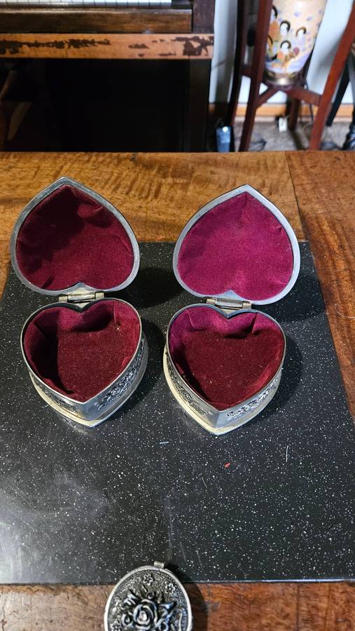 Vintage Heart Shaped Trinkets & Pill Box