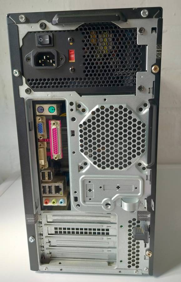 Acer Veriton i7-2600K | Windows 11 Pro | 4GB RAM | 160GB HDD | 500watt PSU