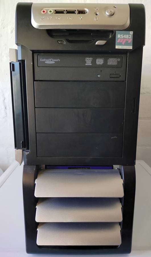 Workstation Tower Case | Full ATX | Door and Louvers working