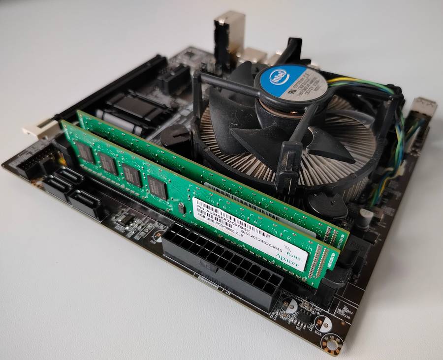 Intel H61M board + Core i7 3770 CPU + 256GB M.2 SSD + 8GB RAM + Windows 11 Pro (activated)