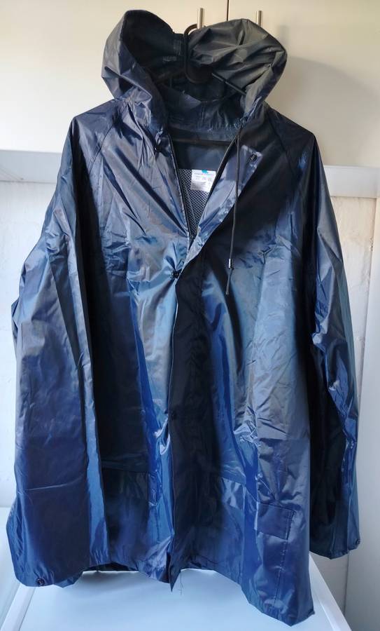 Aqua Skin 2XL Rain Jacket | Navy with hood, zip and snap buttons, two pocket and rear vent