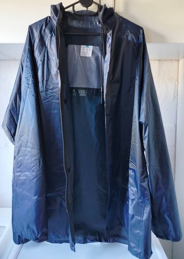 Aqua Skin 2XL Rain Jacket | Navy with hood, zip and snap buttons, two pocket and rear vent