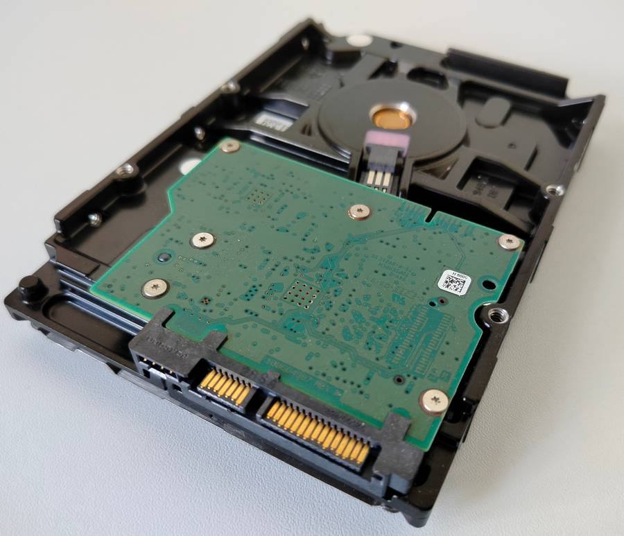 Seagate 1TB SATA Barracuda HDD | 183MB/s read & write speeds