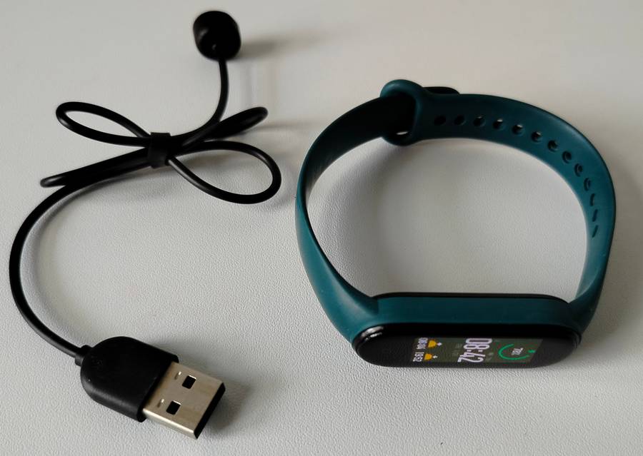 Xiaomi Mi Band 5 | Excellent battery life | Charging cable included